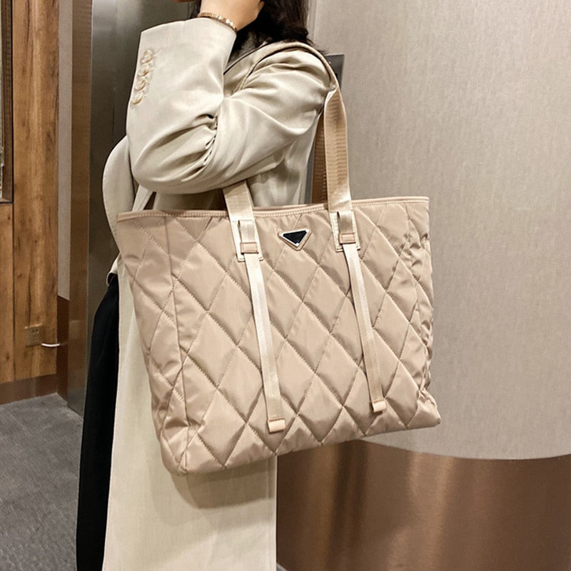 Brand Designer Women's Tote Bags 2020 Autumn Winter New Lady Shoulder Bag High Quality Nylon Handbags Large Capacity Shopper Bag